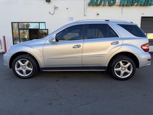 2011 Mercedes-Benz M-Class 4MATIC