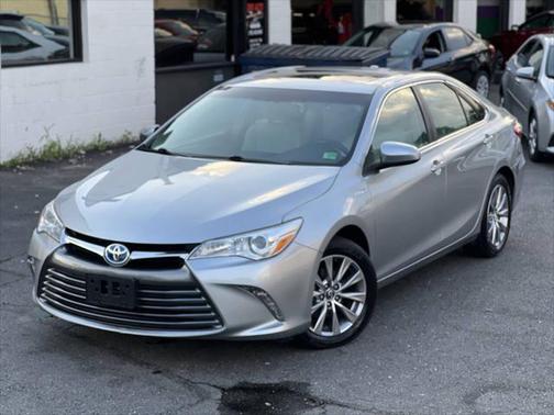 2016 Toyota Camry Hybrid XLE