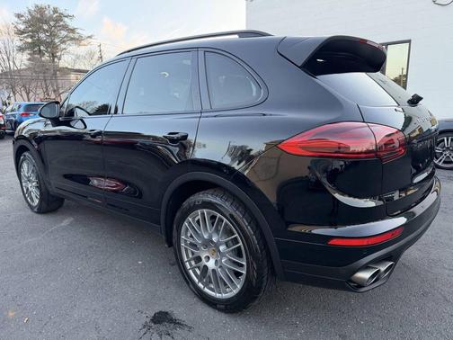2018 Porsche Cayenne S