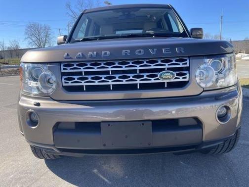 2013 Land Rover LR4 Base