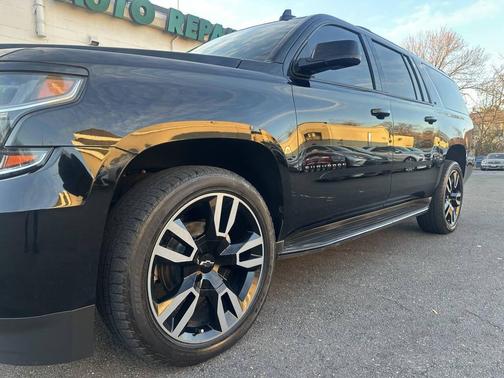 2018 Chevrolet Suburban LT