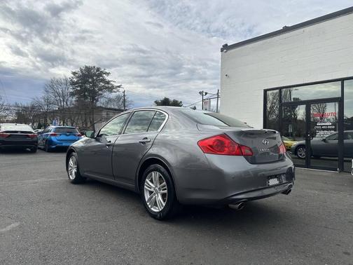 2012 INFINITI G37x Base