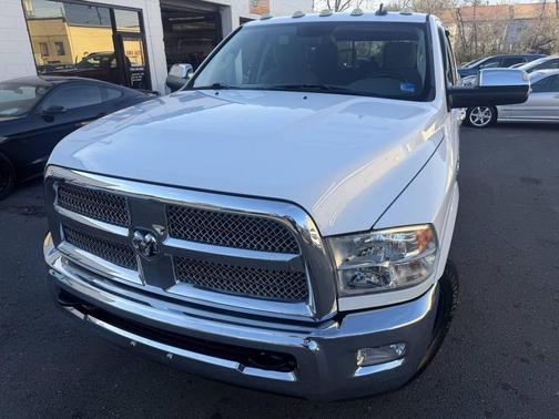 Bright White Clearcoat 2018 RAM 2500 Big Horn Crew Cab 4x4 6'4' Box