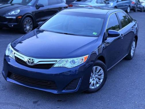 2014 Toyota Camry LE