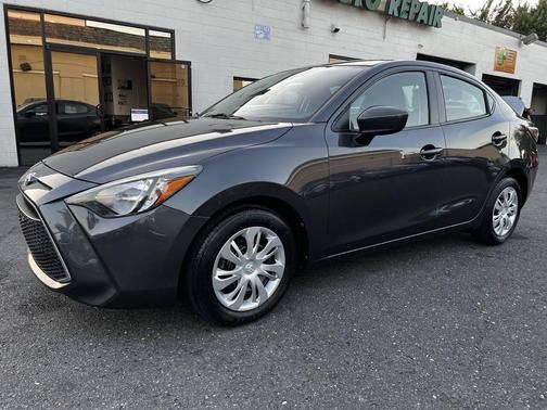 2019 Toyota Yaris Sedan L