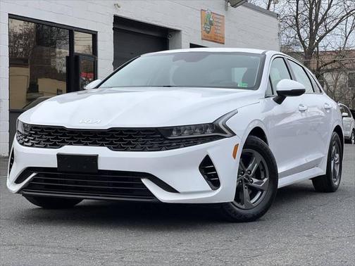 2022 Kia K5 LXS