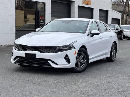 2022 Kia K5 LXS