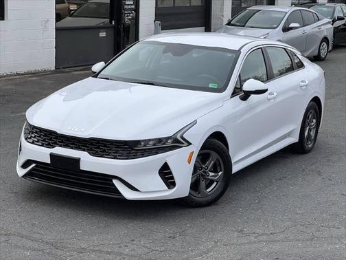 2022 Kia K5 LXS
