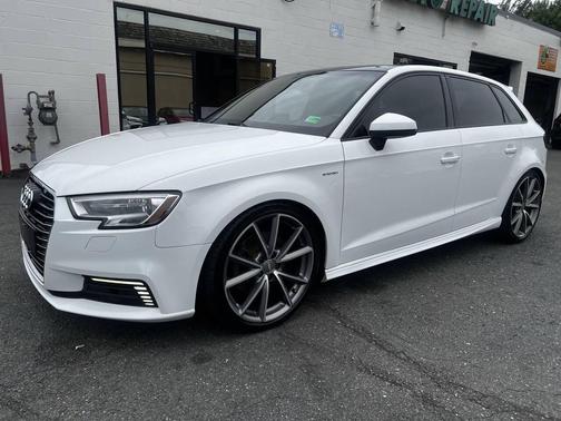 2017 Audi A3 e-tron 1.4T Premium