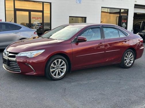 2016 Toyota Camry XLE