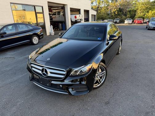 Black 2018 Mercedes-Benz E-Class 4MATIC