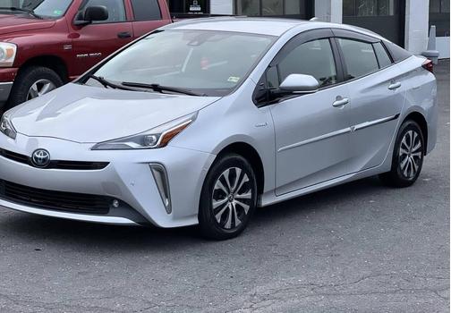 2019 Toyota Prius LE