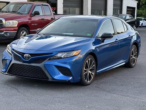 2019 Toyota Camry SE