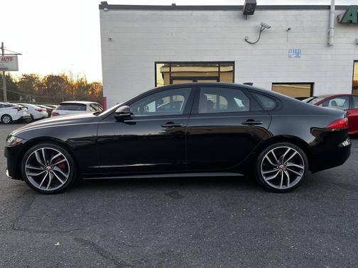 2017 Jaguar XF S