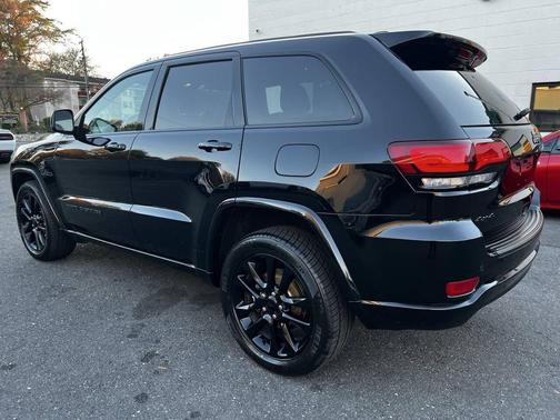 2021 Jeep Grand Cherokee Laredo