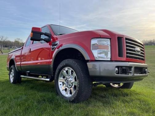 2016 Ford F-250 4X2 4dr SuperCab 141.8 158 in. WB