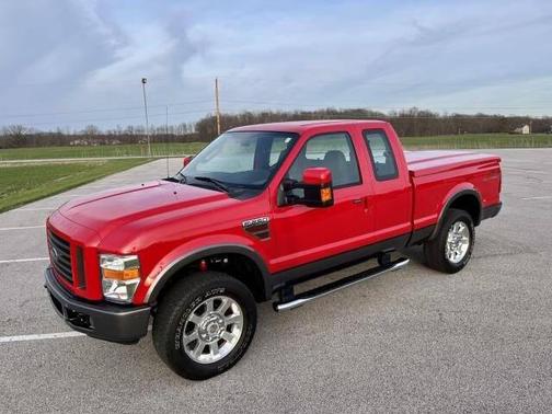 2016 Ford F-250 4X2 4dr SuperCab 141.8 158 in. WB
