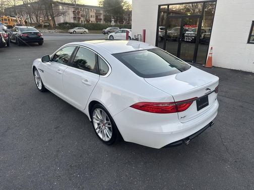 2017 Jaguar XF 35t Prestige