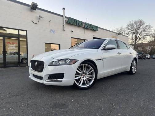 2017 Jaguar XF 35t Prestige