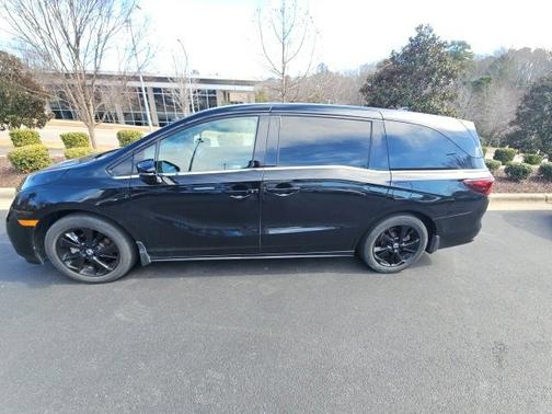 2023 Honda Odyssey 