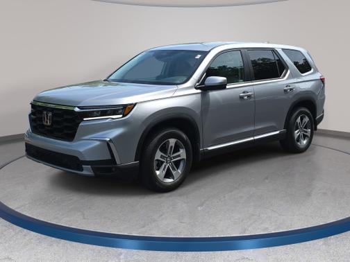 Lunar Silver Metallic 2024 Honda Pilot