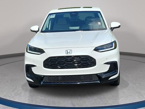Platinum White Pearl 2026 Honda HR-V