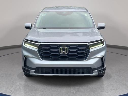 Lunar Silver Metallic 2024 Honda Pilot