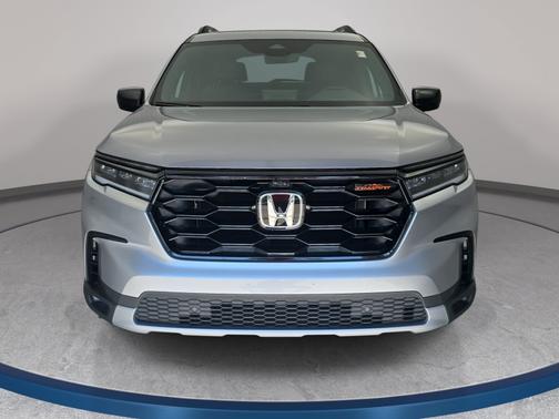 Lunar Silver Metallic 2025 Honda Pilot