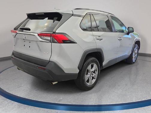 Silver Sky Metallic 2022 Toyota RAV4 XLE
