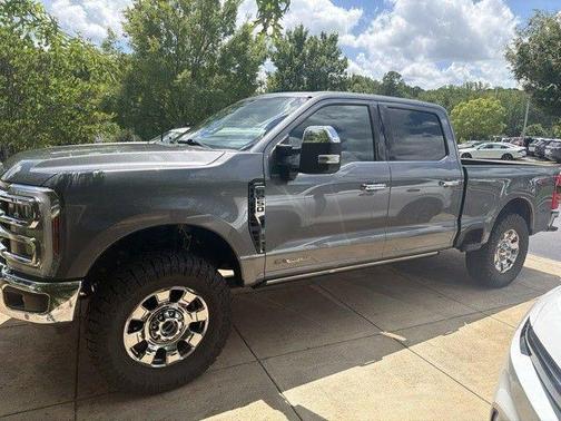 Carbonized Gray Metallic 2024 Ford F-250 Lariat