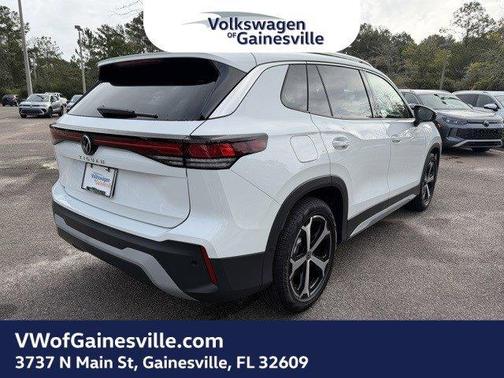 2025 Volkswagen Tiguan 2.0T SE