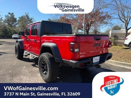 2020 Jeep Gladiator Sport