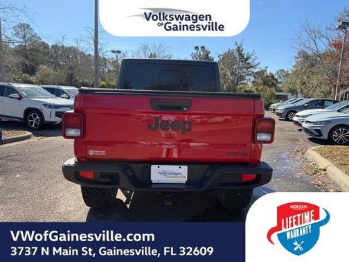 2020 Jeep Gladiator Sport