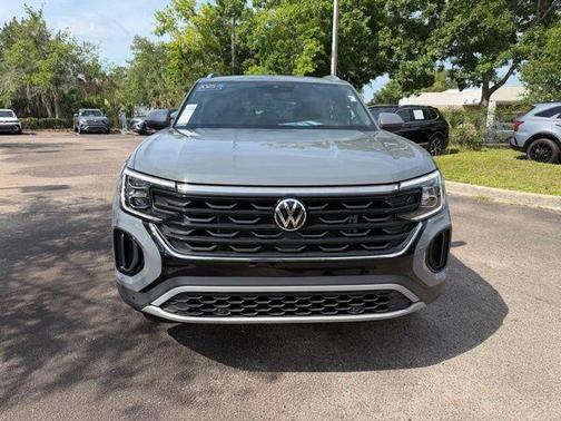 Pure Gray 2025 Volkswagen Atlas Cross Sport 2.0T SEL