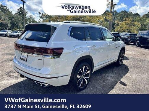 2026 Volkswagen Atlas 2.0T SEL Premium R-Line