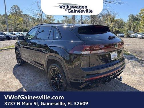 2026 Volkswagen Atlas Cross Sport 2.0T SEL R-Line Black