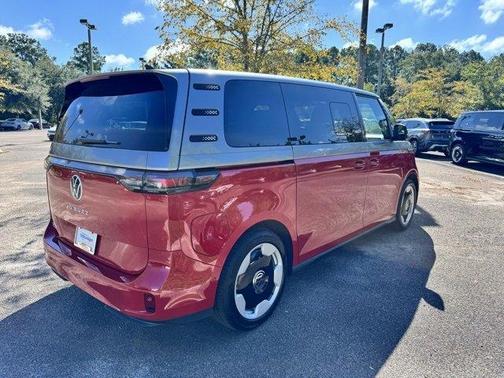 2025 Volkswagen ID. Buzz Pro S Plus