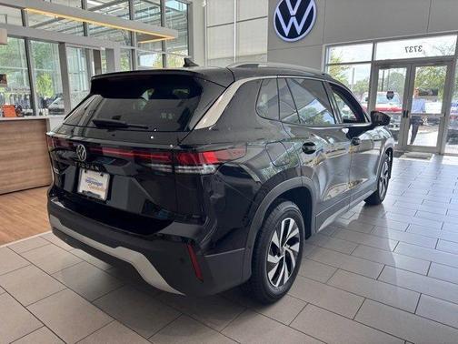 2025 Volkswagen Tiguan 2.0T S