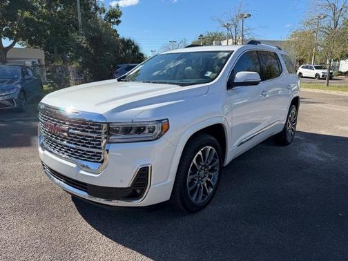 2022 GMC Acadia Denali