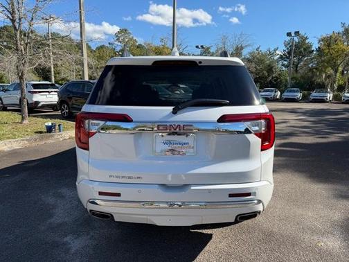 2022 GMC Acadia Denali