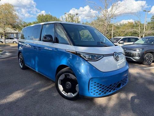 2025 Volkswagen ID. Buzz Pro S Plus