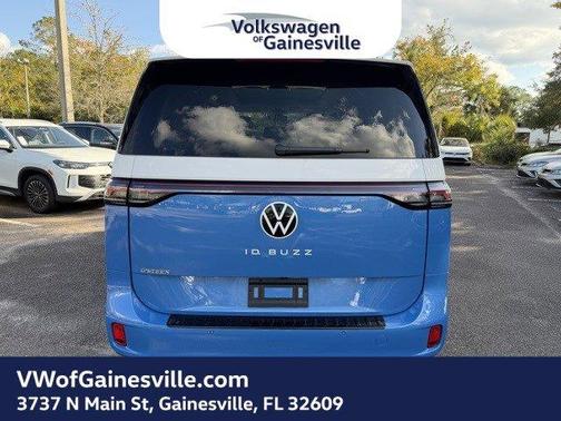 2025 Volkswagen ID. Buzz Pro S Plus