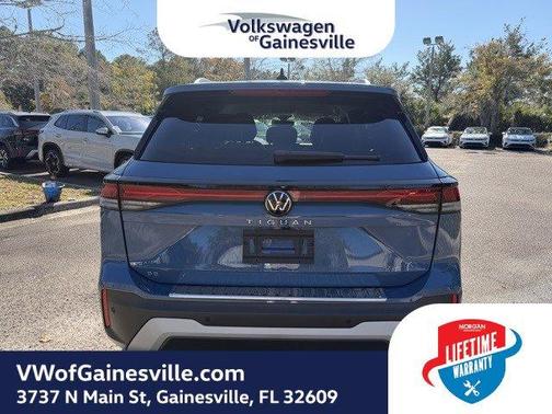 2025 Volkswagen Tiguan 2.0T SE