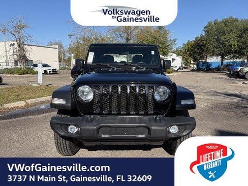 2021 Jeep Gladiator Sport