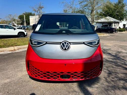 2025 Volkswagen ID. Buzz Pro S Plus