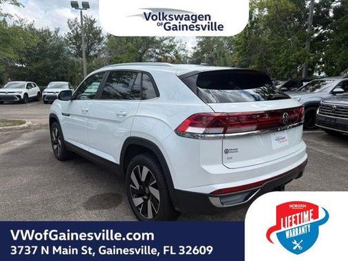 Opal White Pearl 2026 Volkswagen Atlas Cross Sport 2.0T SE w/Technology