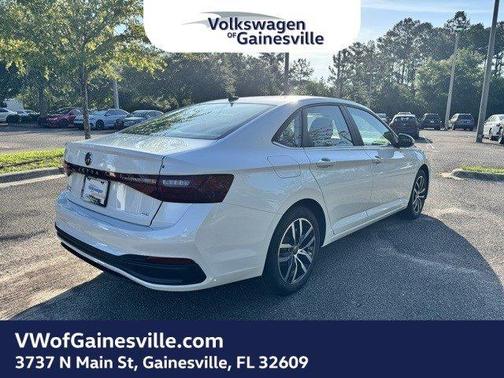 2025 Volkswagen Jetta 1.5T SE