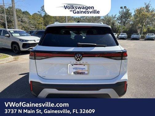 2026 Volkswagen Tiguan 2.0T SE