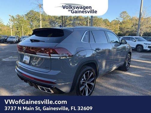 2026 Volkswagen Atlas Cross Sport 2.0T SEL Premium R-Line