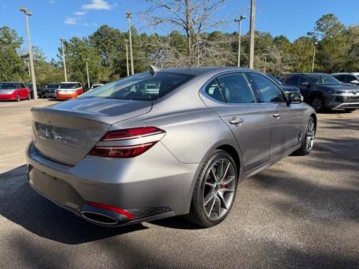 2025 Genesis G70 2.5T